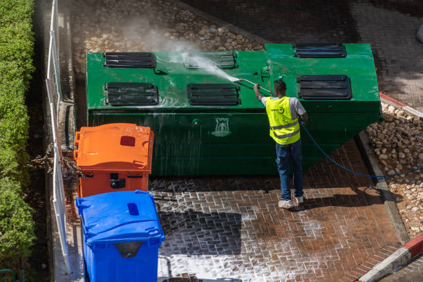 Why Choose Our Certified Pressure Washing Experts for Your Project Needs in Toppenish, WA?